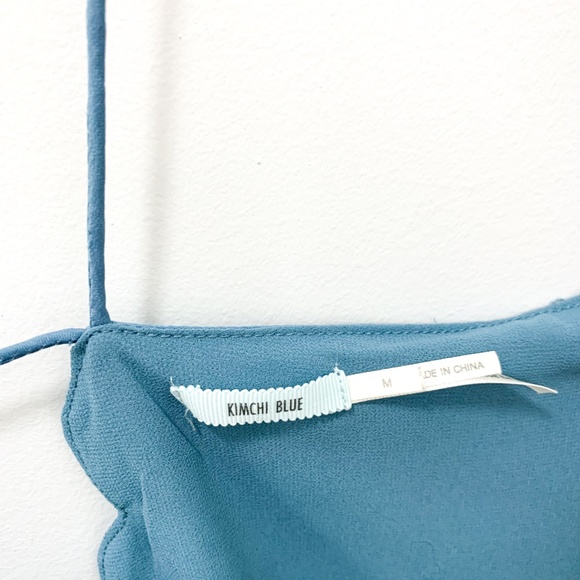 URBAN OUTFITTERS TEAL V-NECK SATIN TOP - Picture 4 of 6